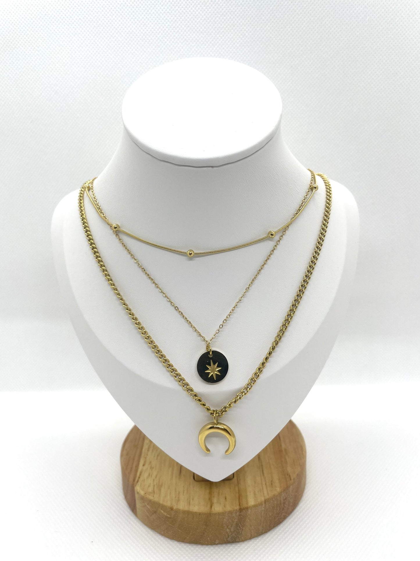 Collier avec pendentif lune