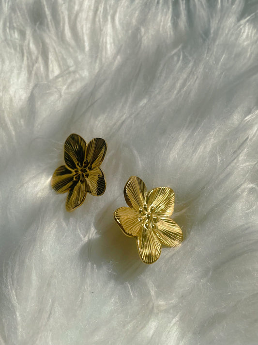 Boucle d’oreille à motif  fleur